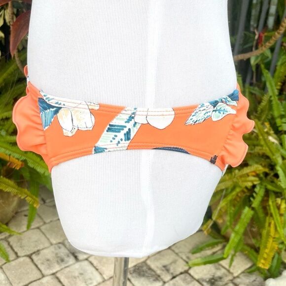 MinkPink Ruffle Bikini Bottoms - Picture 3 of 7